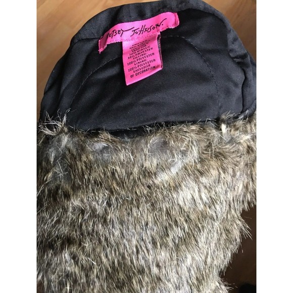 Vintage BETSEY JOHNSON WINTER HAT - Picture 5 of 9